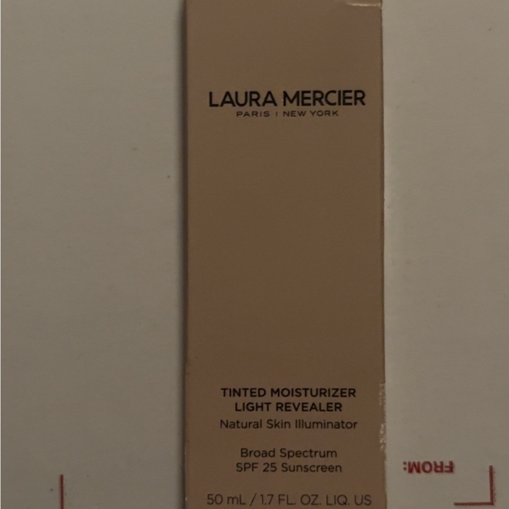 Laura Mercier Tinted Moisturizer Light Revealer